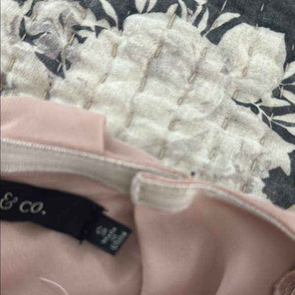 Gorgeous chiffon flowy maxi dress. Strapless.. Absolutely stunning on. - Picture 14 of 14